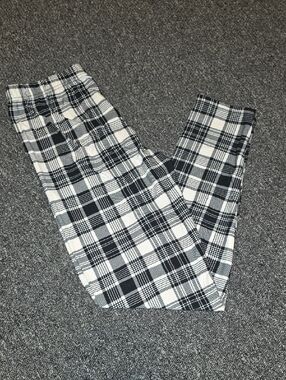 Black and White Plaid Leggings
